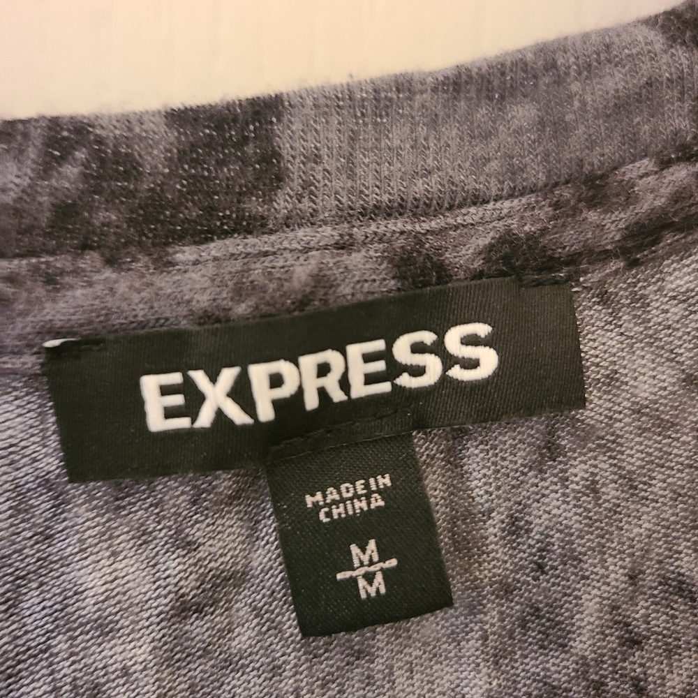 EXPRESS snake print top